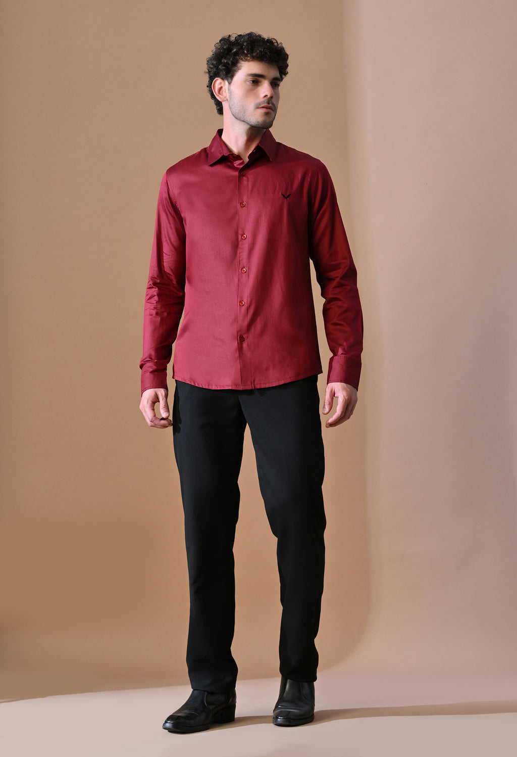 Men’s Slim-Fit Maroon Formal Shirt