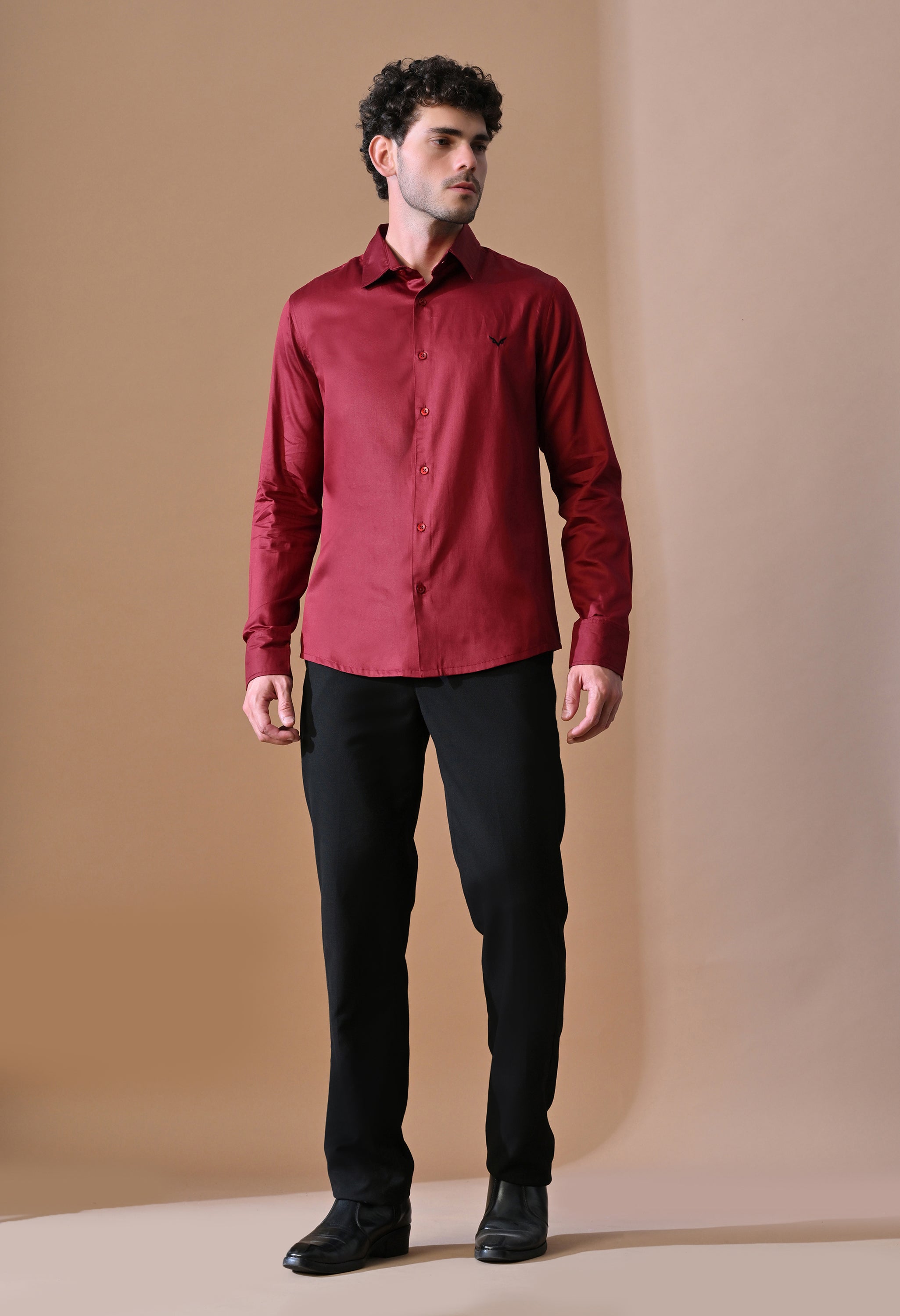 Men’s Slim-Fit Maroon Formal Shirt